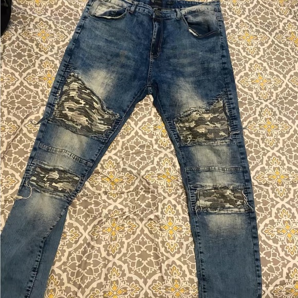 Blue Skinny Jeans with Distressed Details - Picture 1 of 2